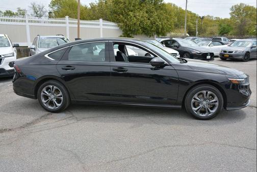 Crystal Black Pearl 2025 Honda Accord Hybrid EX-L