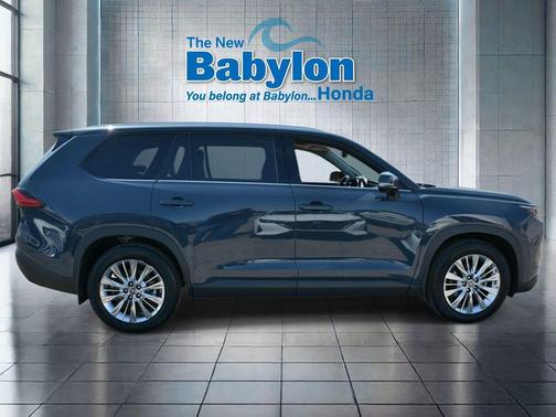 Storm Cloud 2024 Toyota Grand Highlander Platinum