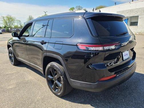 2023 Jeep Grand Cherokee L Altitude