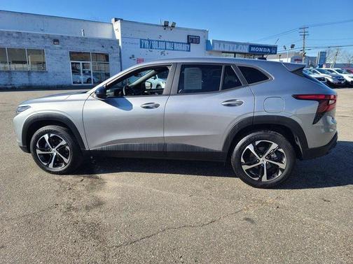 2024 Chevrolet Trax FWD 1RS