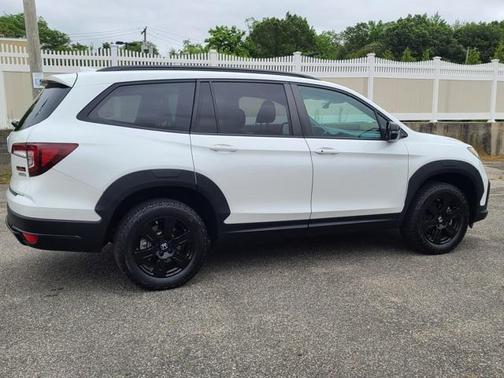 2022 Honda Pilot AWD TrailSport