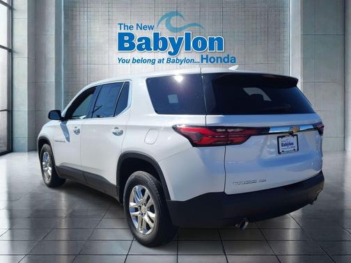 2023 Chevrolet Traverse LS