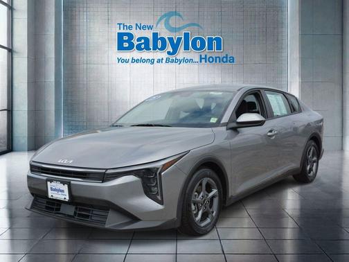 Steel Gray 2025 Kia K4 LXS