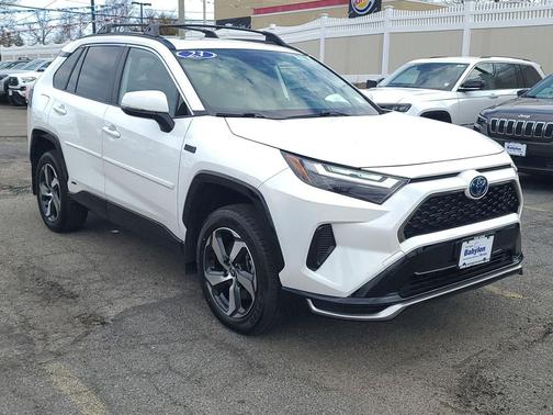 2023 Toyota RAV4 Prime SE