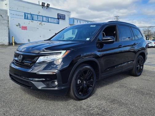2022 Honda Pilot AWD Black Edition