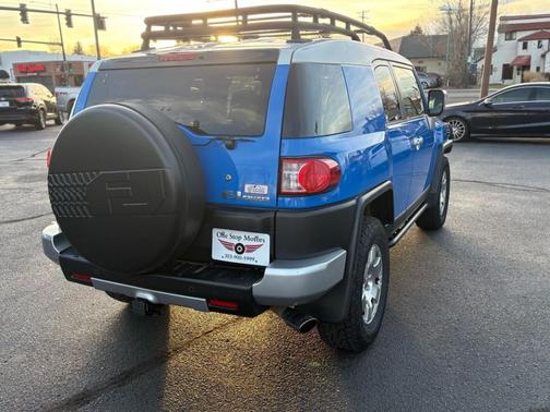 2007 Toyota FJ Cruiser Base (Retail Orders Only) (A5)