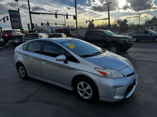 2012 Toyota Prius Two