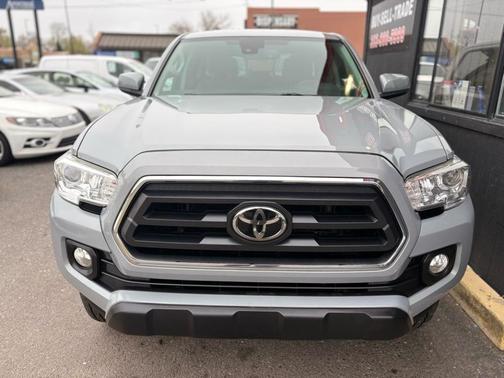 2020 Toyota Tacoma SR5