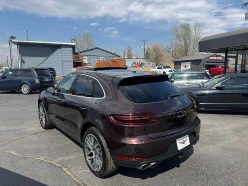 Beige 2016 Porsche Macan S