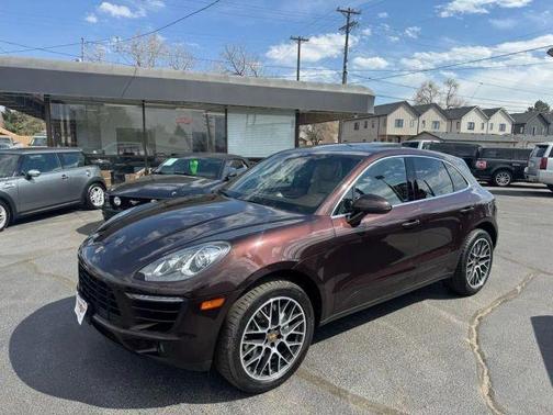 Beige 2016 Porsche Macan S