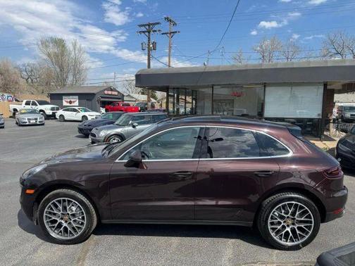 Beige 2016 Porsche Macan S