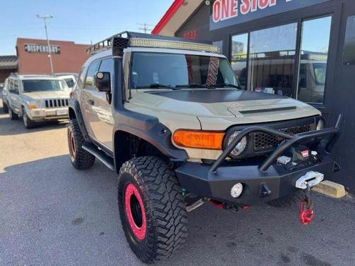 2013 Toyota FJ Cruiser Base