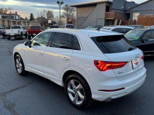 2021 Audi Q3 40 Premium