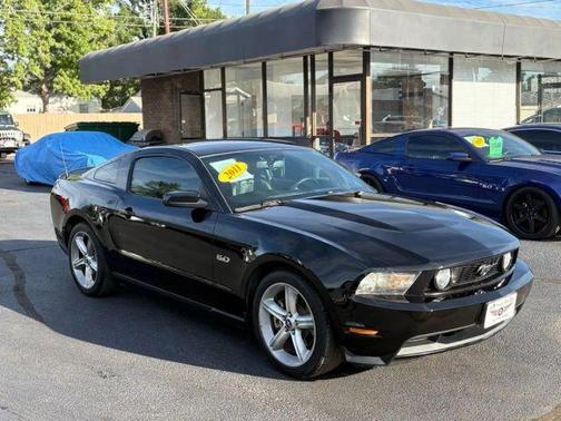 2011 Ford Mustang GT Premium