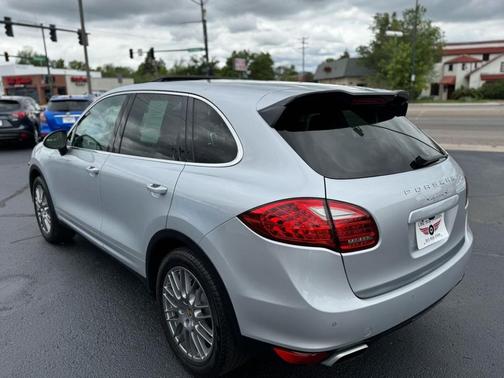 2012 Porsche Cayenne S