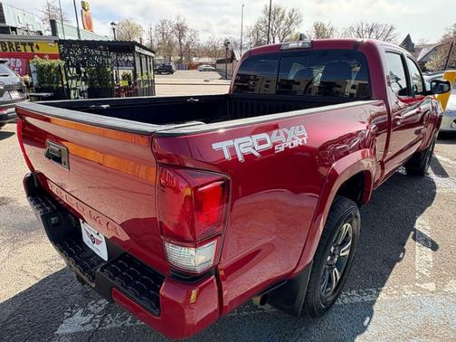 2017 Toyota Tacoma TRD Sport