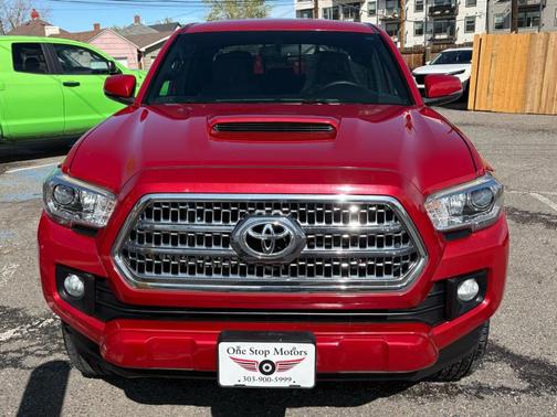 2017 Toyota Tacoma TRD Sport