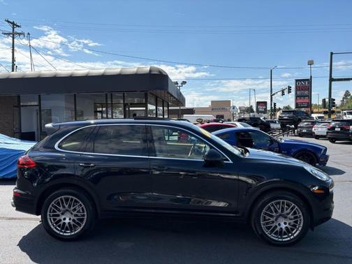 2016 Porsche Cayenne S