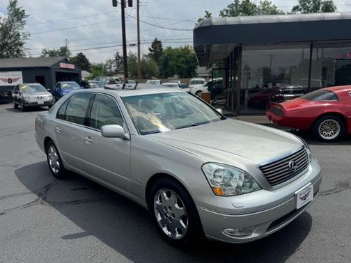 2002 Lexus LS 430 