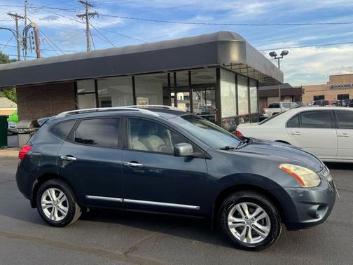 2013 Nissan Rogue SV
