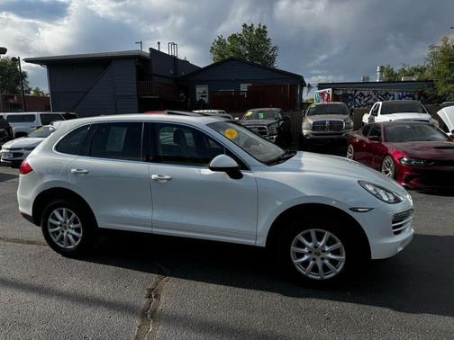 White 2013 Porsche Cayenne Base
