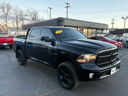 2019 RAM 1500 Classic SLT