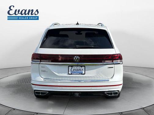 Opal White Pearl 2024 Volkswagen Atlas 2.0T SEL Premium R-Line 4MOTION