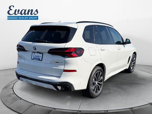 Alpine White 2026 BMW X5 xDrive40i