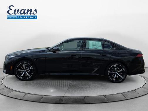 Black Sapphire Metallic 2027 BMW 530 i xDrive