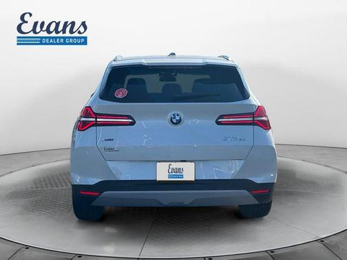 Mineral White Metallic 2026 BMW X3 30 xDrive