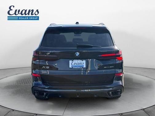 Carbon Black Metallic 2026 BMW X5 xDrive40i