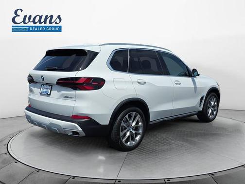 Alpine White 2026 BMW X5 xDrive40i