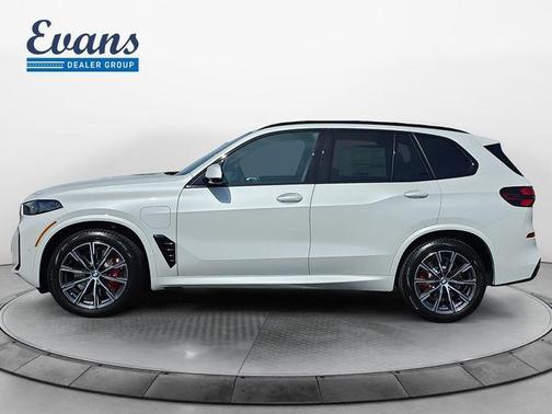 Mineral White Metallic 2026 BMW X5 PHEV xDrive50e