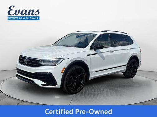 Opal White Pearl 2024 Volkswagen Tiguan 2.0T SE R-Line Black 4MOTION