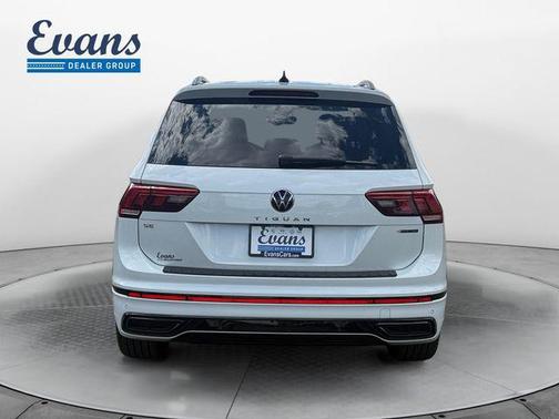 Opal White Pearl 2024 Volkswagen Tiguan 2.0T SE R-Line Black 4MOTION