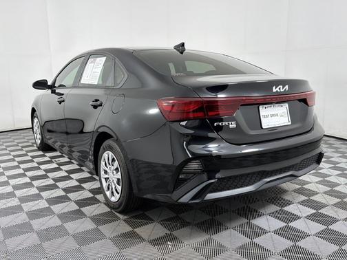 Aurora Black 2023 Kia Forte LX