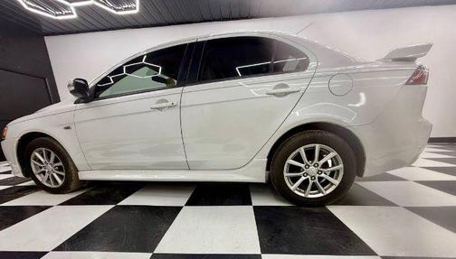 2016 Mitsubishi Lancer ES