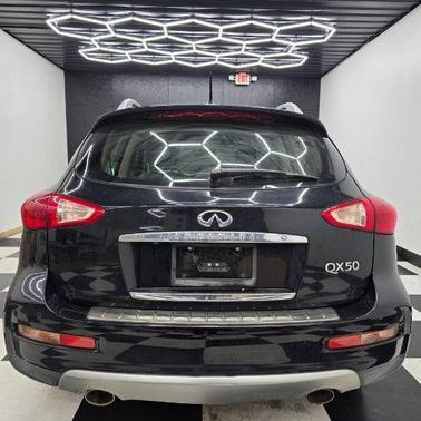 2016 INFINITI QX50 Base