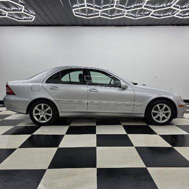 2007 Mercedes-Benz C-Class Luxury 4MATIC