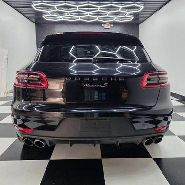 2016 Porsche Macan S