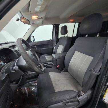 Natural Green Pearl 2010 Jeep Liberty Sport