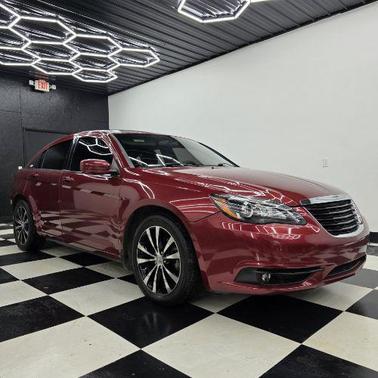 2013 Chrysler 200 Touring