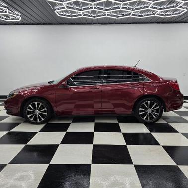 2013 Chrysler 200 Touring