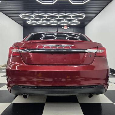 2013 Chrysler 200 Touring