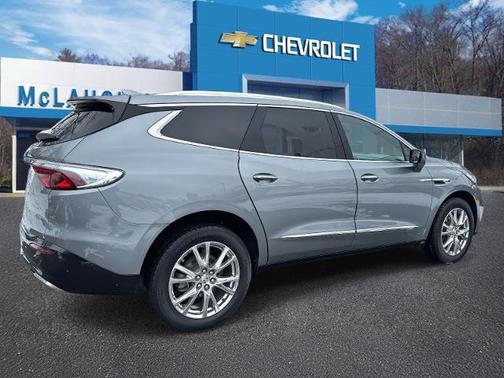 2023 Buick Enclave Essence AWD