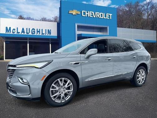 2023 Buick Enclave Essence AWD