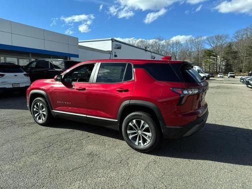 Radiant Red Tintcoat 2026 Chevrolet Equinox 1LT