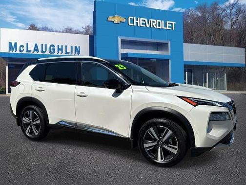 White 2023 Nissan Rogue Platinum
