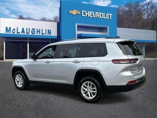 2022 Jeep Grand Cherokee L Laredo