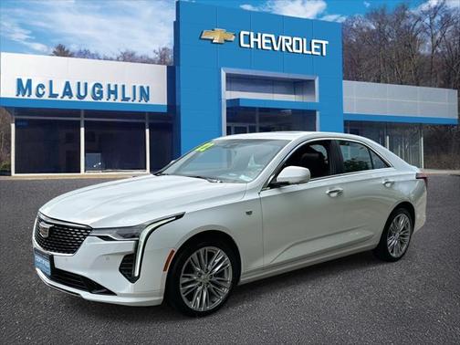2022 Cadillac CT4 Premium Luxury